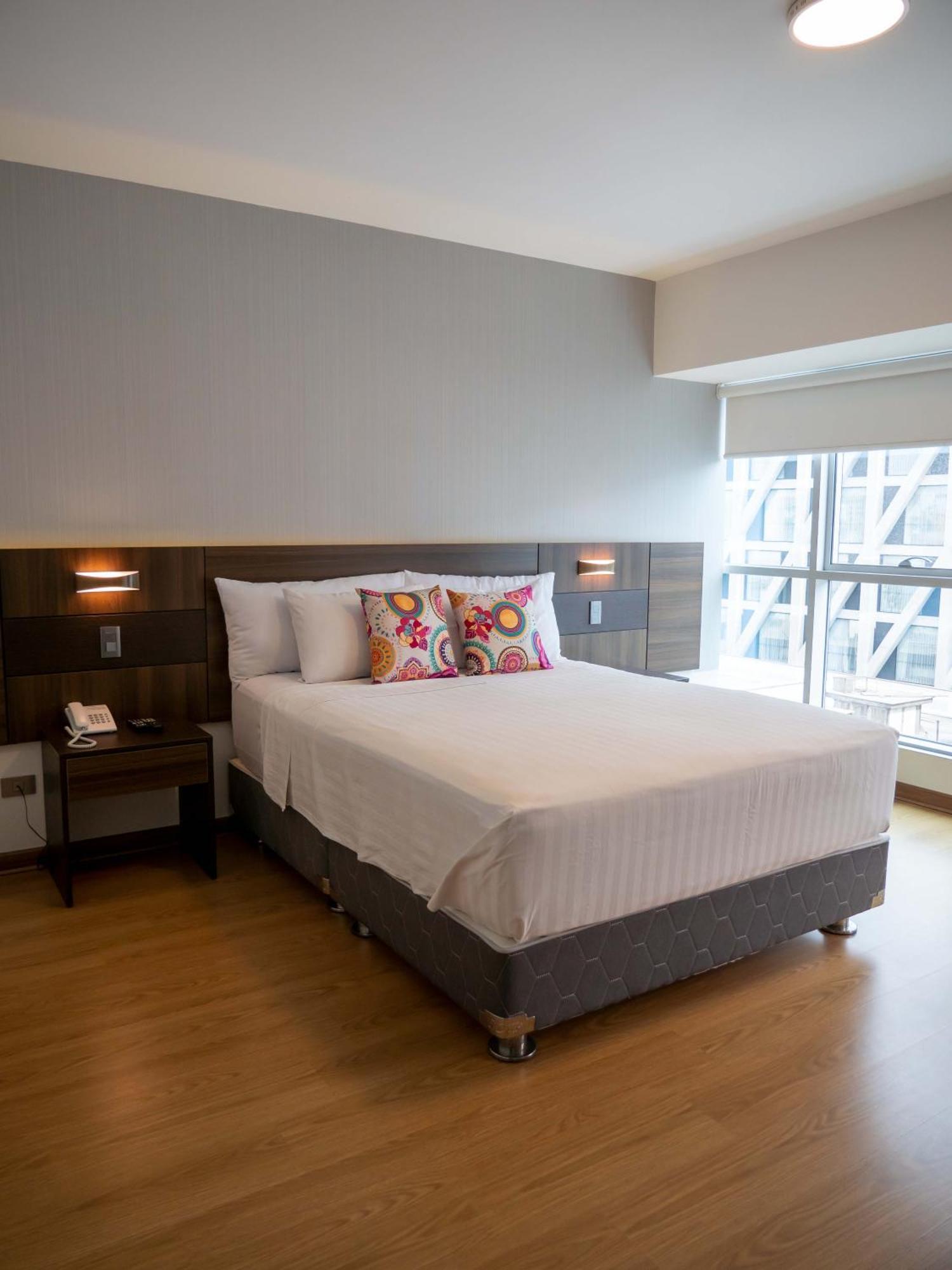 Hotel Britania Crystal Collection ลิมา ภายนอก รูปภาพ